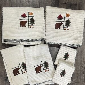 Cozy Cabin Embroidered Bath Towel Set - Cream